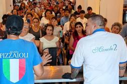 Exitoso taller gratuito de pizza sin  gluten en el Mercado 18 de Julio