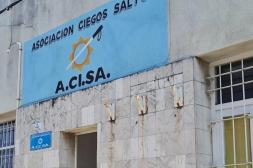 Orden de desalojo deja a 40 personas  sin espacio educativo para no videntes