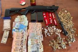 Amplio despliegue policial desarticula "bocas" en extremo este de la ciudad 