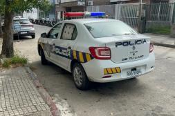 Robaba en una casa, fue sorprendido  intentó escapar y cayó desde un muro