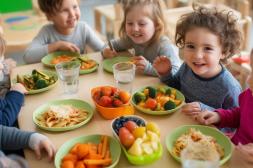Nutricionista advierte que la alimentación infantil no debe ser perfecta, sino, posible y sostenida en el tiempo 