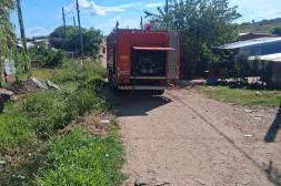 Voraz incendio amenazó decenas de  viviendas y desató dramático operativo