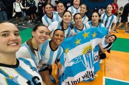 Pelota al aire por el Salteño de vóleibol