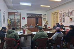 Divisional "B": En la sesión de la divisional "B" de anoche se dieron a conocer los detalles de la 1ª fecha de la Segunda Rueda para el domingo 31 de mayo, el puntero Hindú juega en barrio Artigas ante El Tanque. Así se juega:  Cancha de Gladiador  13:45 