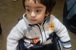 Pequeño con malformaciones hace 2  años aguarda por asistente personal