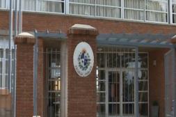 Centro Bullying repudia  riña entre dos madres en  la puerta de una escuela