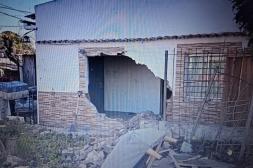 Camioneta fuera de control se estrelló contra una vivienda  de barrio Ceibal 