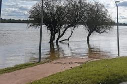 Hidrología vuelve a abrir vertedero y  prevé que el río Uruguay se estabilice