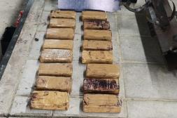 Cayó un cargamento de casi 16 kilos  de cocaína escondido en un camión  