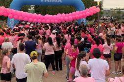 “Octubre Rosa”: una marea rosa marchó por la salud, la prevención y la detección temprana del cáncer de mama