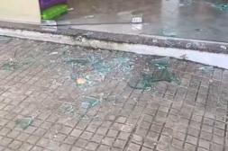 Rompieron la vidriera de un comercio  y sospechan que había dinero en la caja